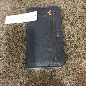 Adrienne Vittadini Wallet & Clutch